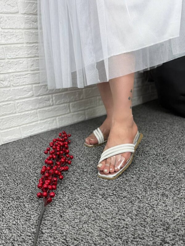 دمپایی طلقی سفید