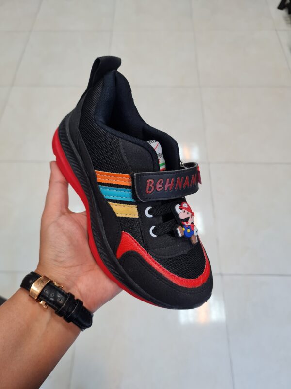 کتونی بچگانه سه خط