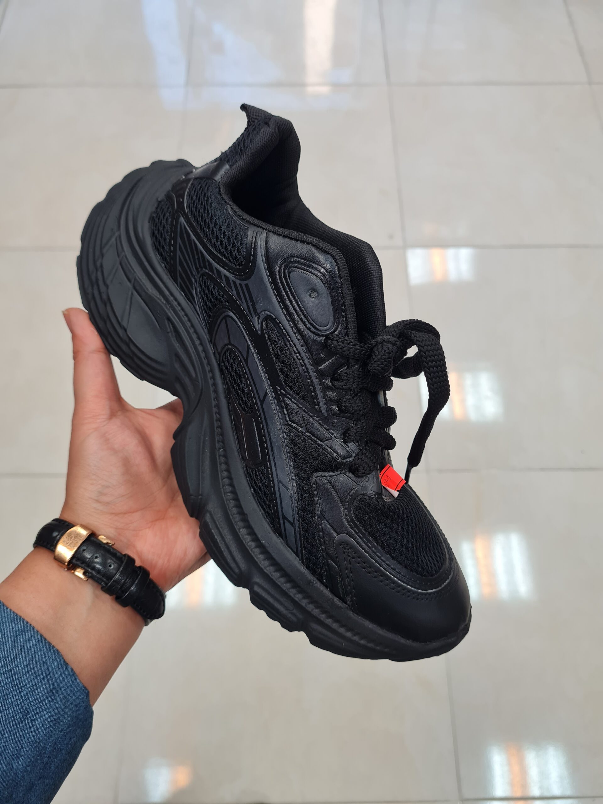 1000319538 کتونی بالنسیگا مشکی