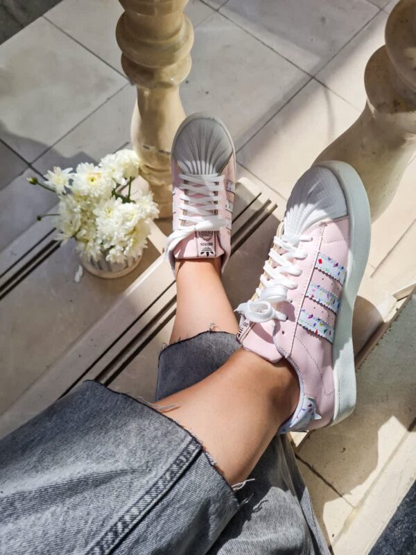 کتونی آدیداس صورتی