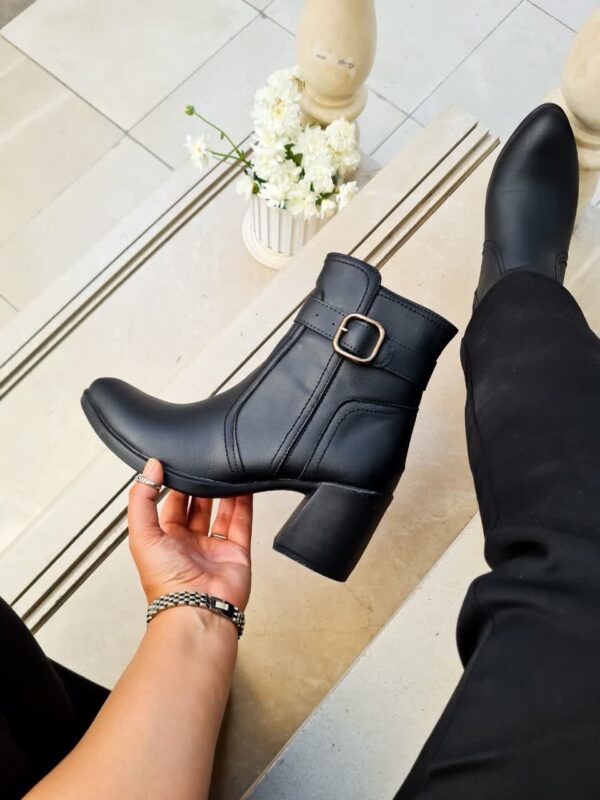 نیم بوت پاشنه دار هیوا