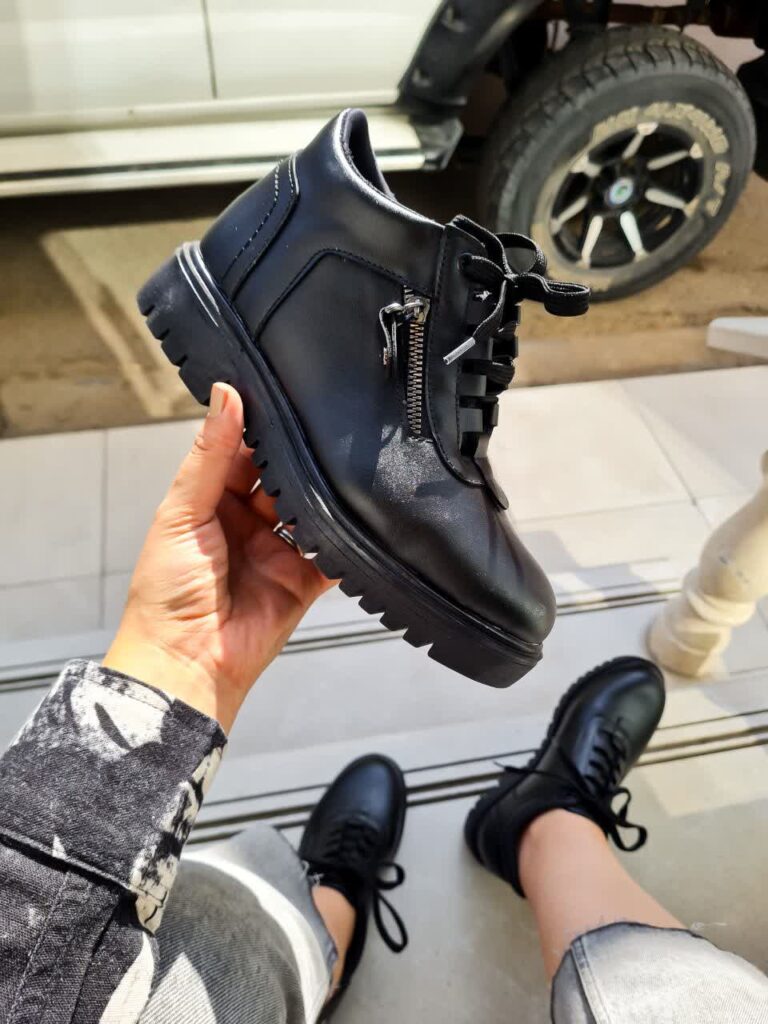 نیم بوت طبی هریاد