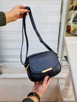 کیف دوشی زنانه ریباز