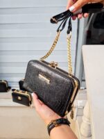 کیف دوشی زنانه زانا