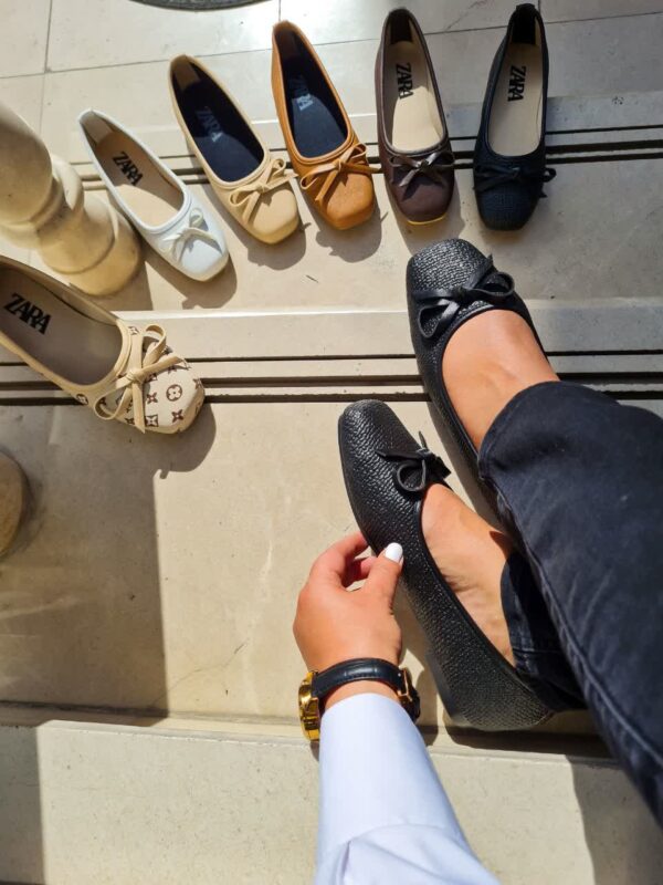 کالج زنانه تخت پاپیونی