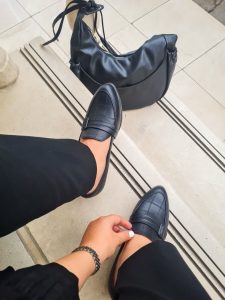 کالج زنانه طبی سارای مشکی