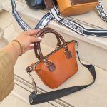 کیف زنانه دستی المیرا - Image 4