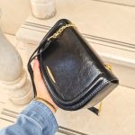 کیف زنانه دوشی آیدین