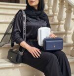 کیف دوشی زنانه کاملیا