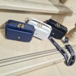 کیف دوشی زنانه کاملیا